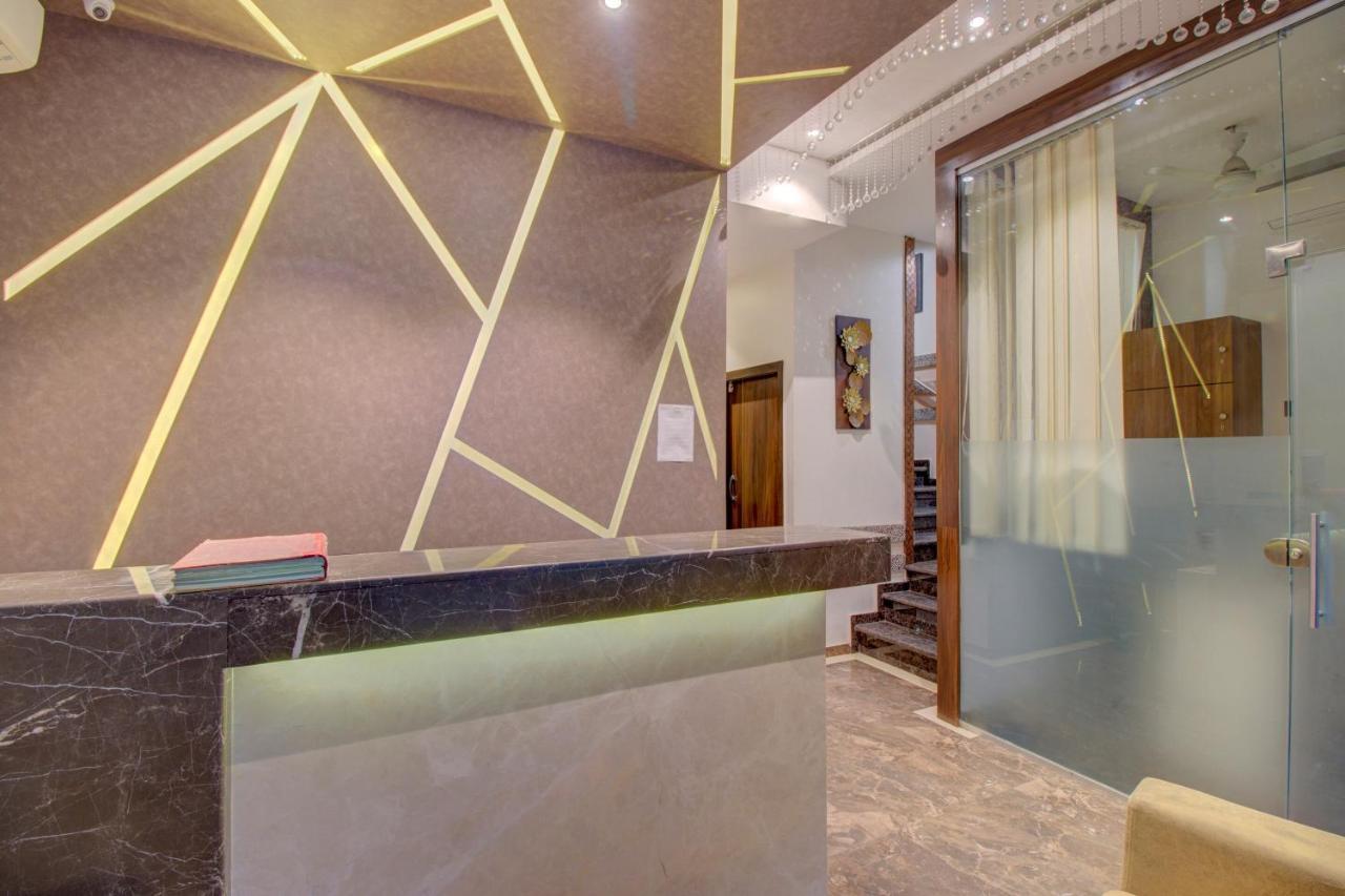Oyo 76180 Hotel Meriton Mumbai Ngoại thất bức ảnh