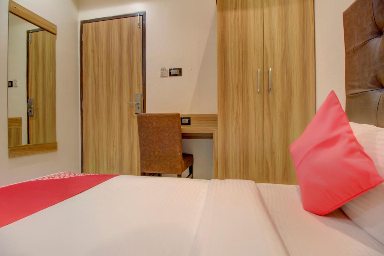 Oyo 76180 Hotel Meriton Mumbai Ngoại thất bức ảnh