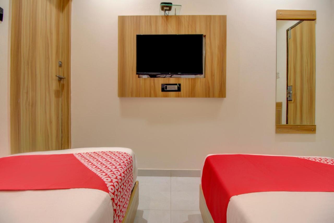 Oyo 76180 Hotel Meriton Mumbai Ngoại thất bức ảnh