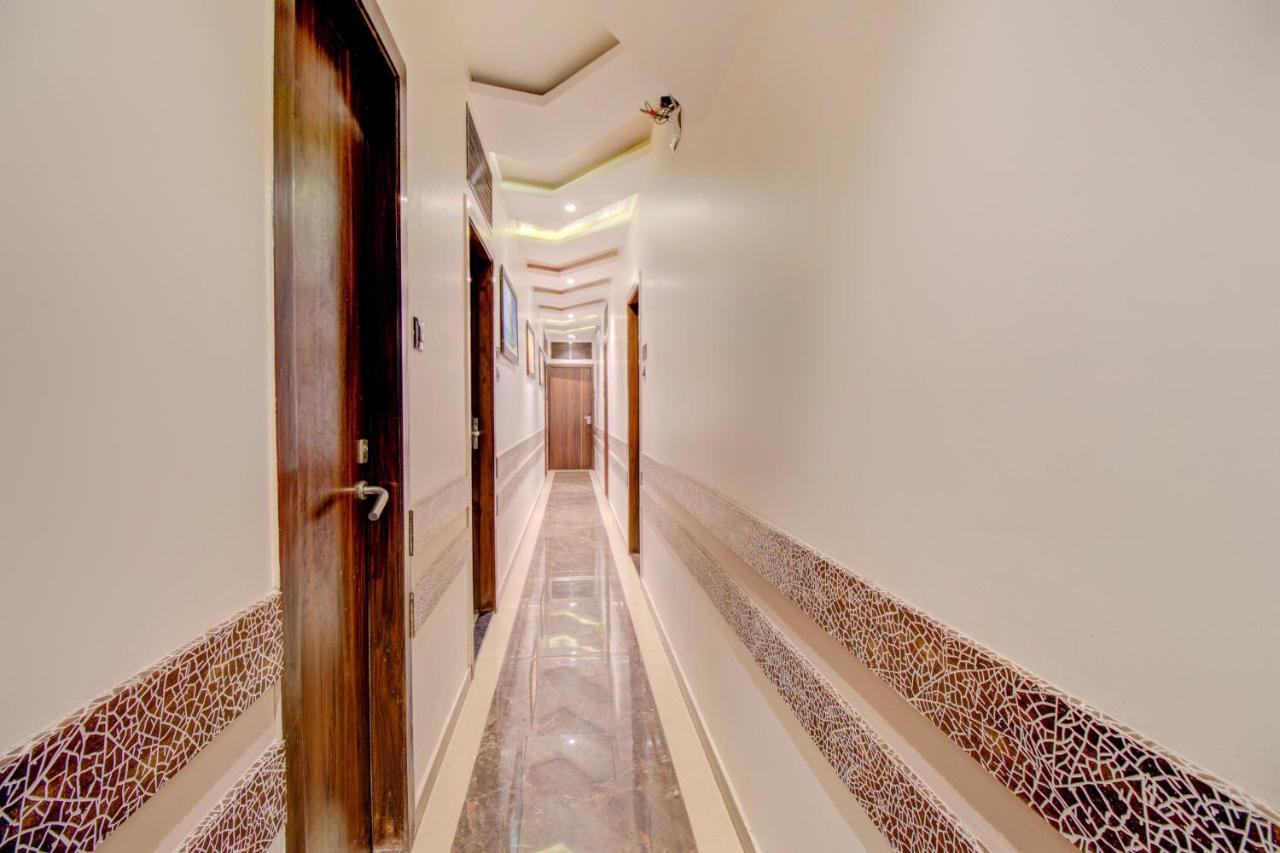 Oyo 76180 Hotel Meriton Mumbai Ngoại thất bức ảnh