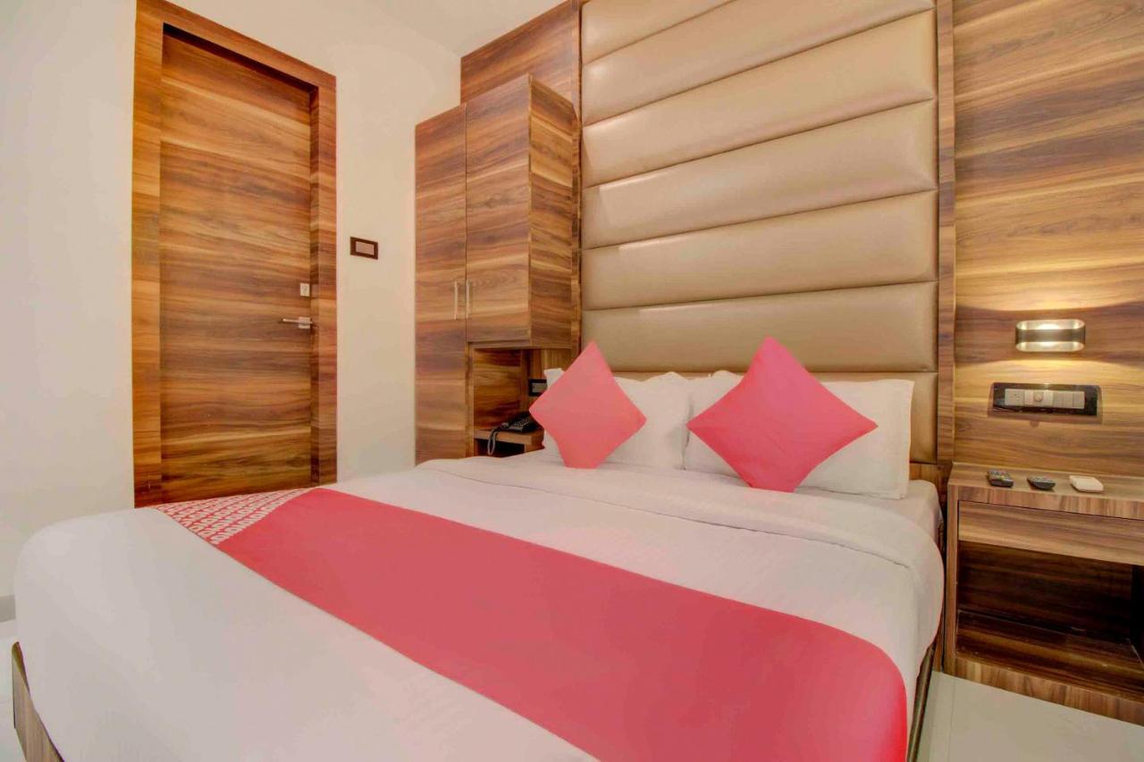 Oyo 76180 Hotel Meriton Mumbai Ngoại thất bức ảnh
